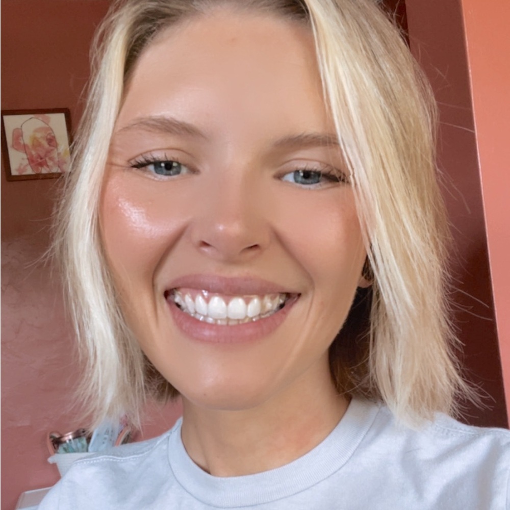 Meet your Posher, Amber